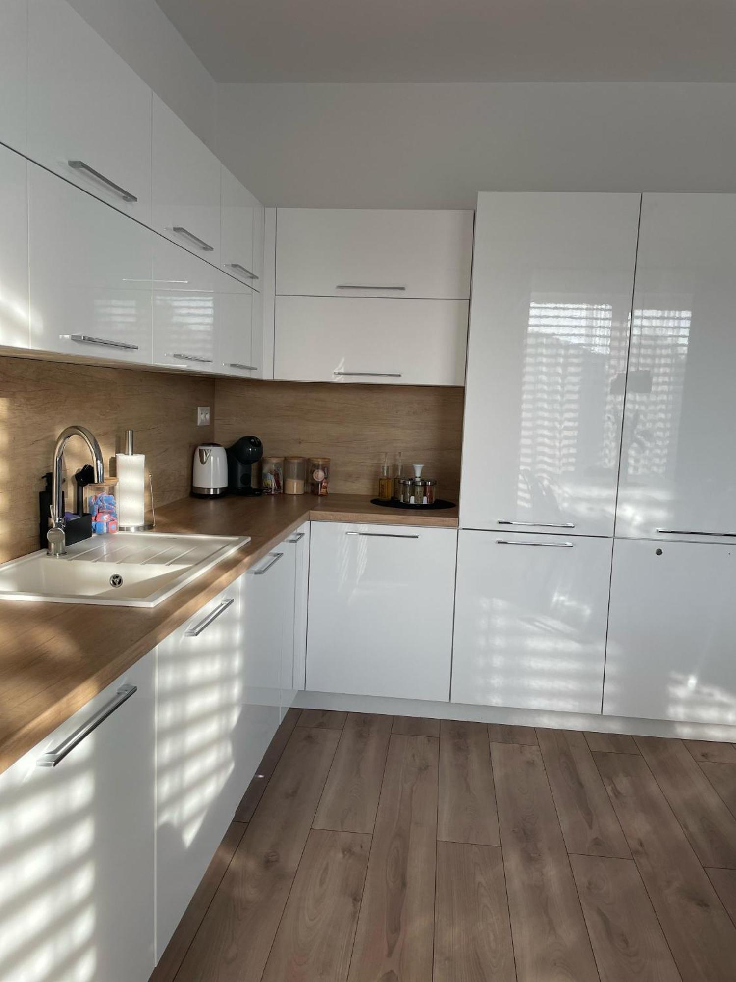 Klimatizovany Apartmanovy Dom, S Virivkou, 1B Senec Exterior foto